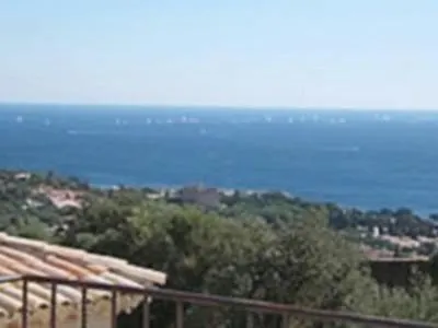 Le Sud 3* Les Issambres